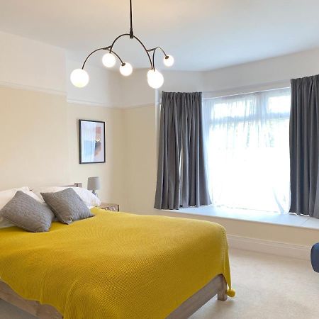 1 Ashford Road Guesthouse Redhill  Zewnętrze zdjęcie