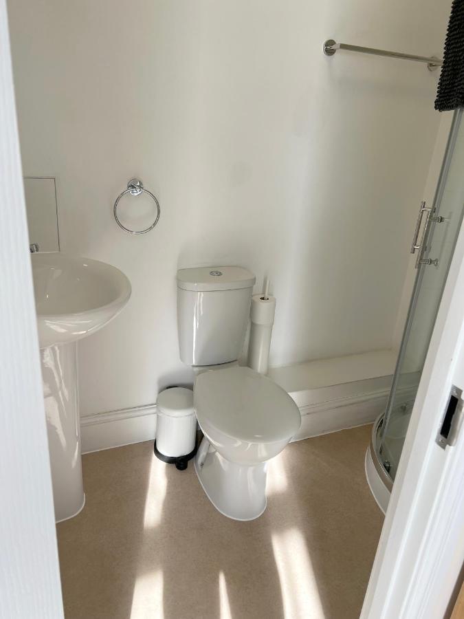 1 Ashford Road Guesthouse Redhill  Zewnętrze zdjęcie
