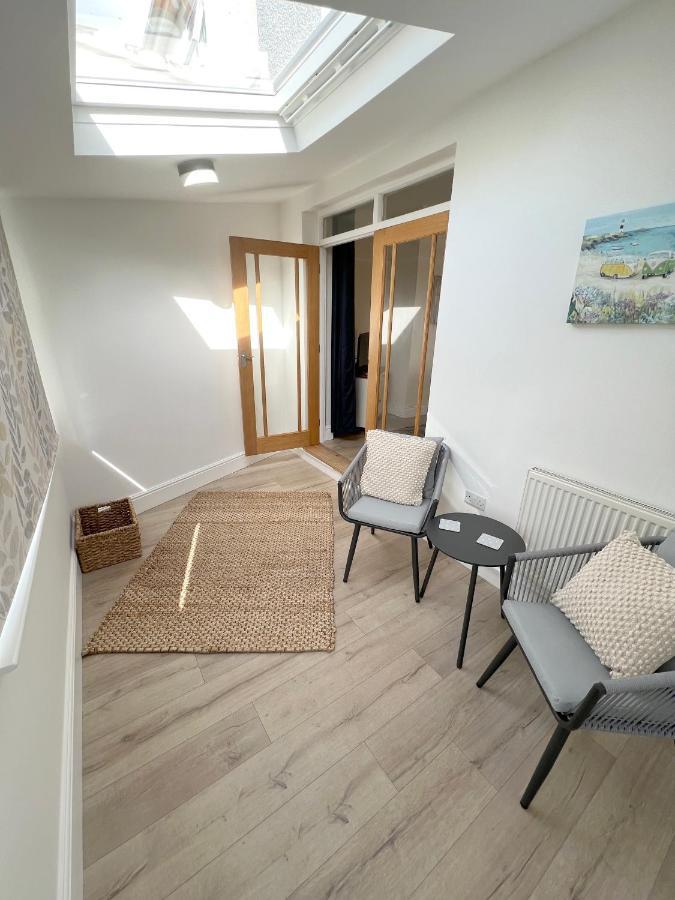 1 Ashford Road Guesthouse Redhill  Zewnętrze zdjęcie