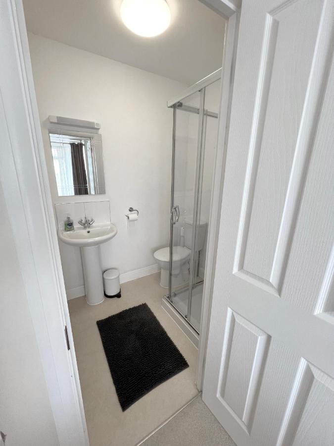 1 Ashford Road Guesthouse Redhill  Zewnętrze zdjęcie