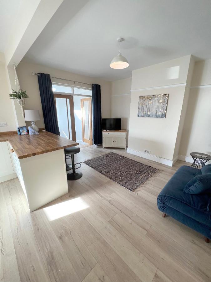 1 Ashford Road Guesthouse Redhill  Zewnętrze zdjęcie