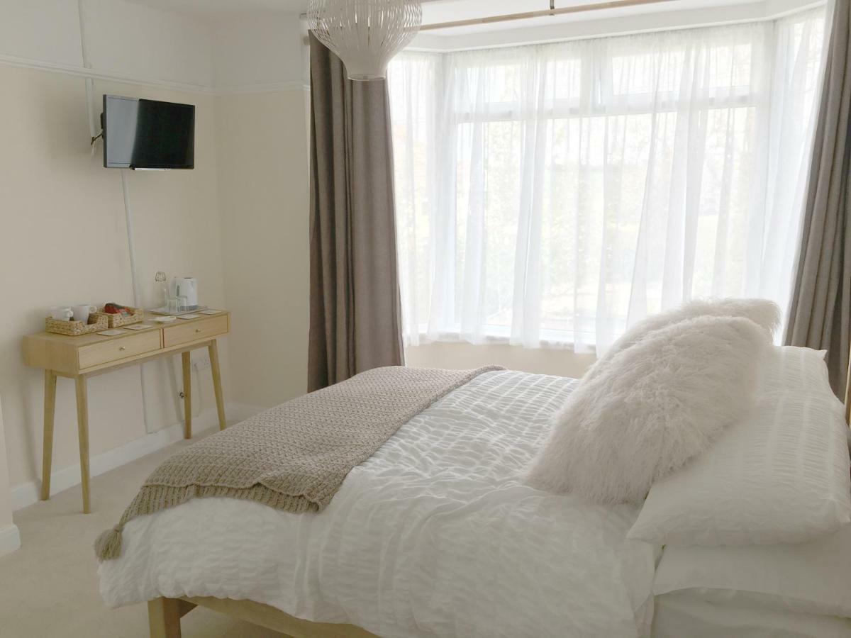 1 Ashford Road Guesthouse Redhill  Zewnętrze zdjęcie
