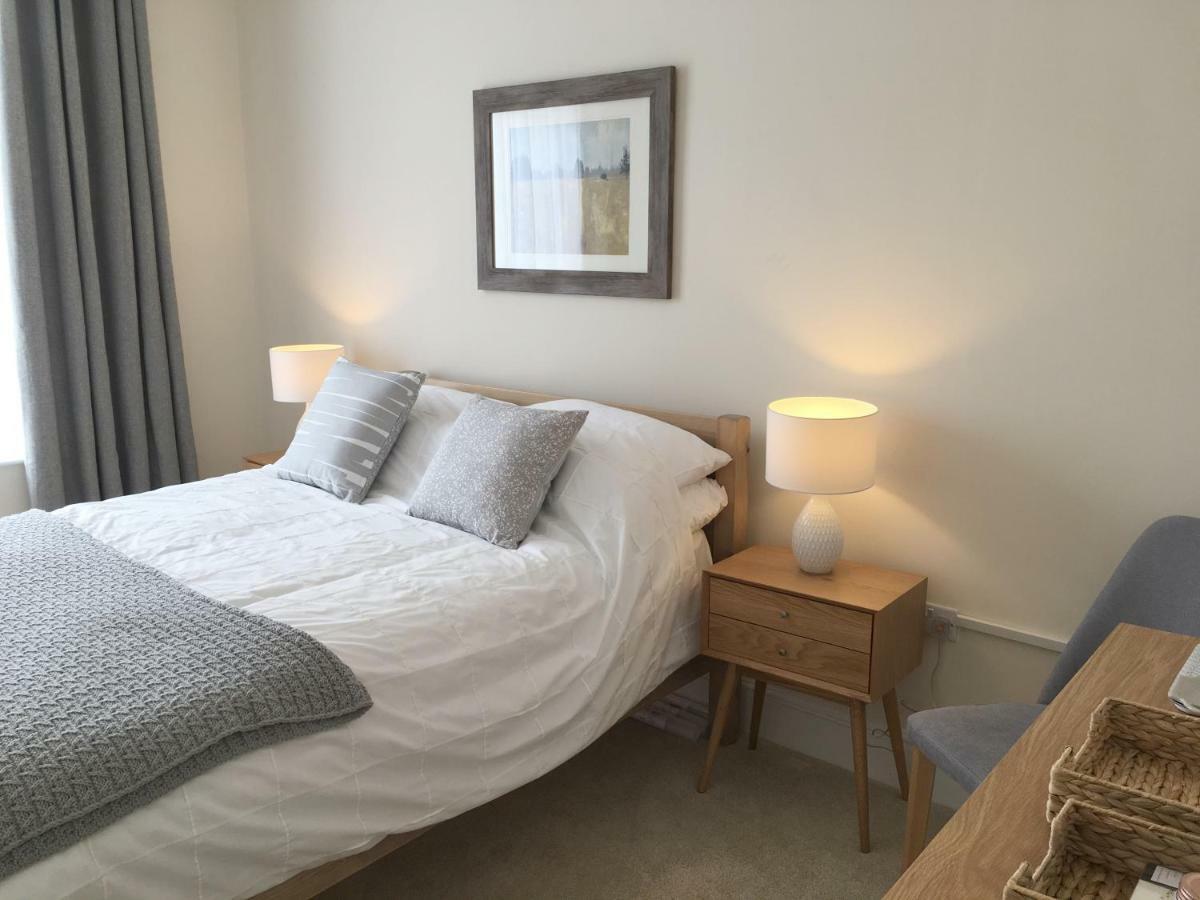 1 Ashford Road Guesthouse Redhill  Zewnętrze zdjęcie