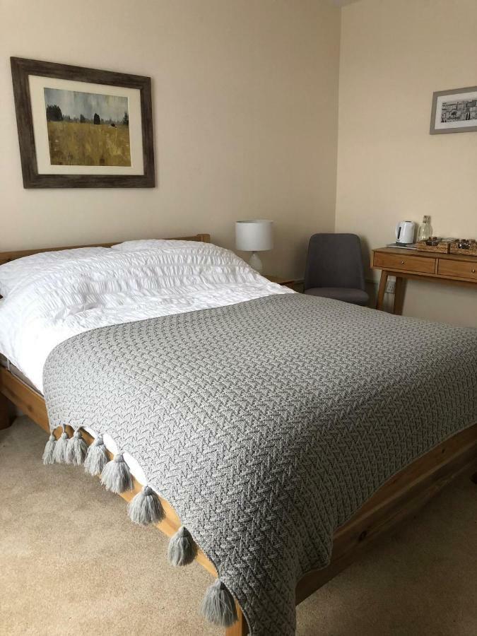 1 Ashford Road Guesthouse Redhill  Zewnętrze zdjęcie